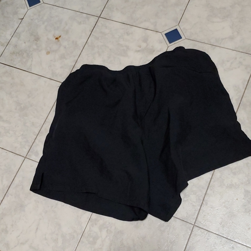 New Balance black athletic shorts size M